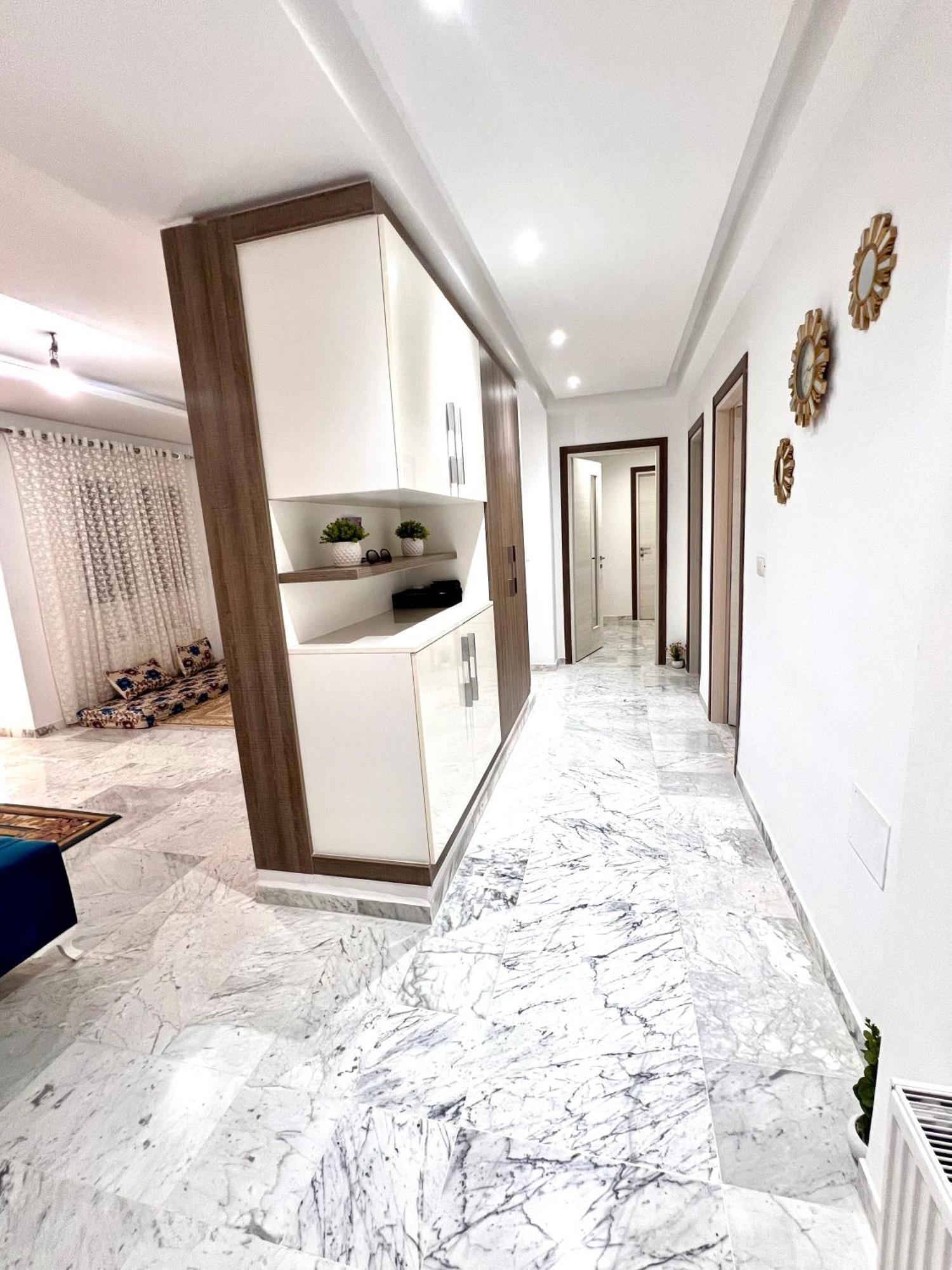 La Maison Du Soleil Apartment *